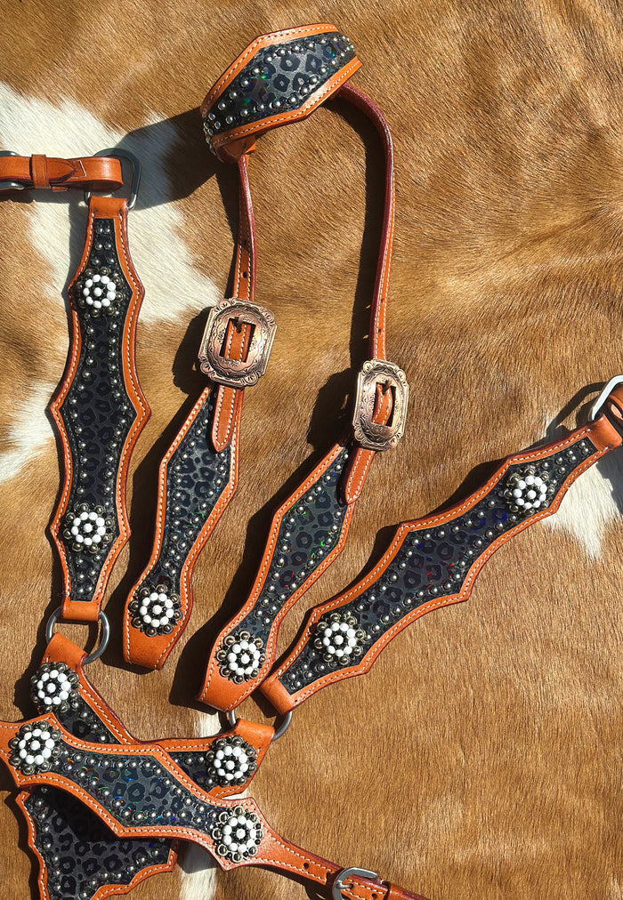 Black Leopard Tack Set