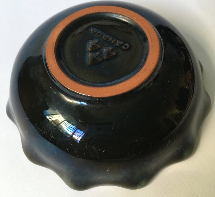Blue Mountain pottery (Canada) green glazed bowl