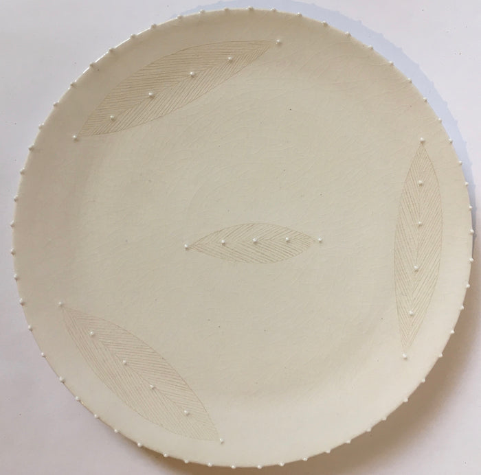 Heather Mills (b. 1973 South African) - Plate 19.5 cm - hand decorated  - Art Studio pottery ceramics