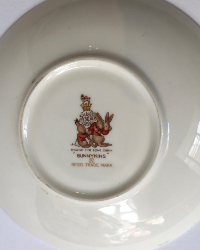 Royal Doulton Bunnykins - SF 133 Flying Kites  14.3 cm saucer - Later shape