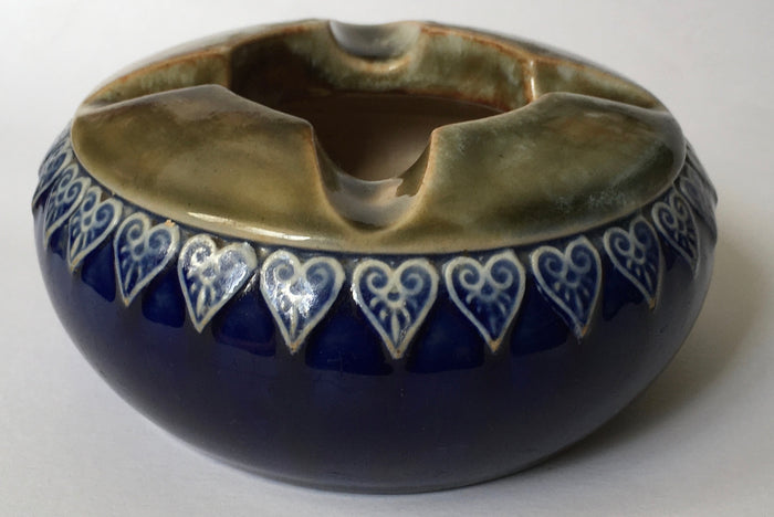 Royal Doulton Stoneware ashtray X7623 15196 signed MB Made in England