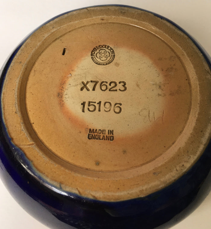 Royal Doulton Stoneware ashtray X7623 15196 signed MB Made in England