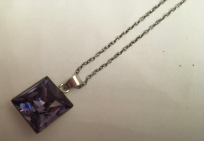 (STR14) Glass Pendeant - Sterling silver chain necklace 925. chain 44cm long